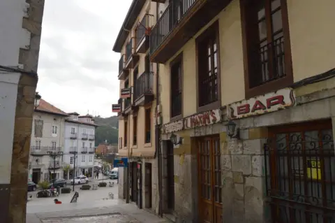 Local comercial en calle de Ruamayor