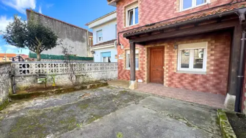 Casa adosada en Muriedas