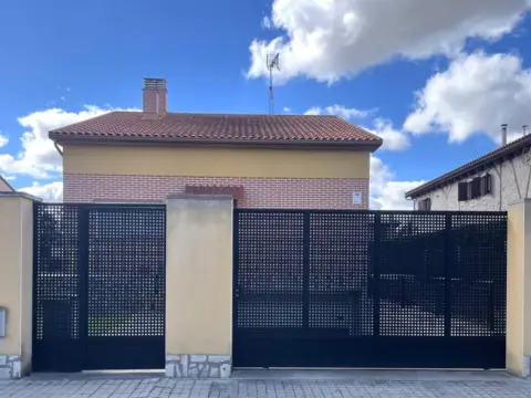 Chalet en Aldea Mayor Golf