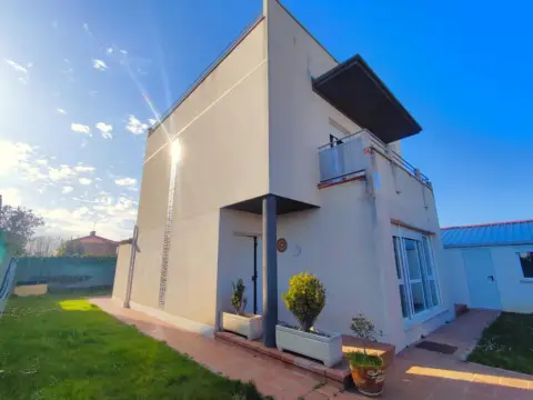 Chalet en calle del Tilo
