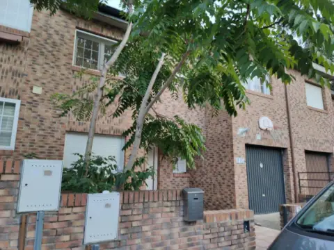 Casa adosada en El Guijo