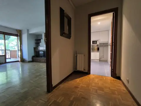 Piso en Navalquejigo - los Arroyos