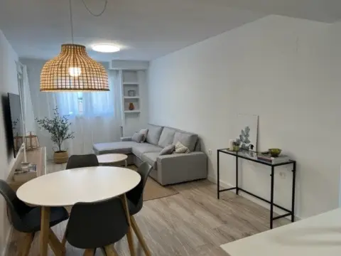 Apartamento en Avd. los Pinos