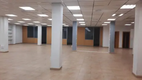 Local comercial en La Flota