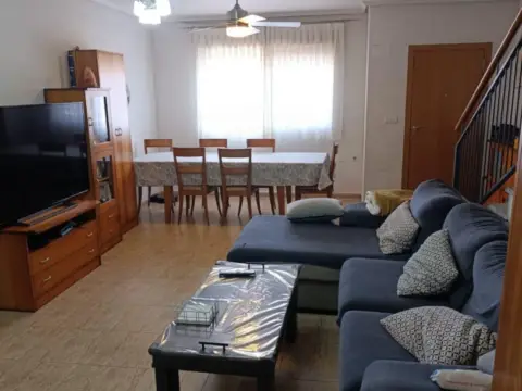 Dúplex en Puente Tocinos