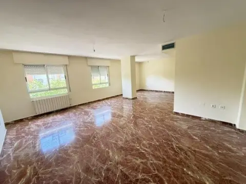 Piso en Juan Carlos I