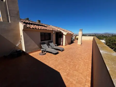 Ático en Beniajan