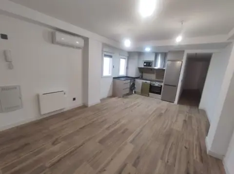 Piso en calle Manuel Lorenzo Pardo