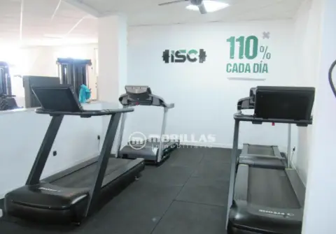 Local comercial en Avenida de Astudillo