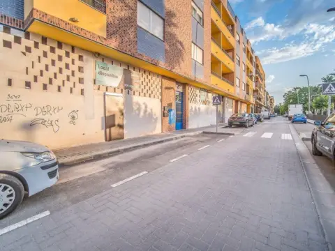 Local comercial en calle de Diario la Verdad, 12