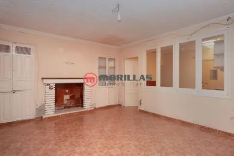 Casa adosada en calle de Pañeros, 14