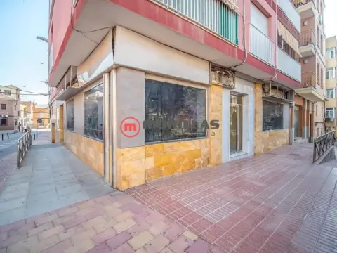 Local comercial en calle San José, 3