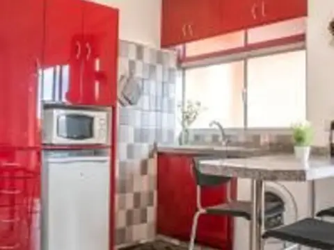 Estudio en Avenida Melchor Luz