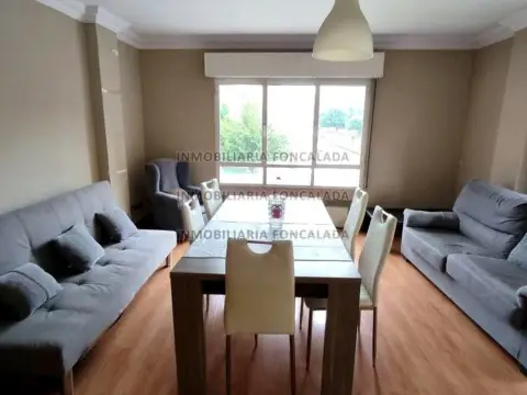 Piso en calle Hermanos Menéndez Pidal