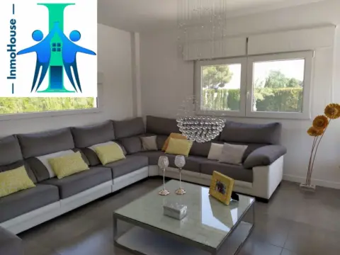 Chalet en Carretera de Jaen