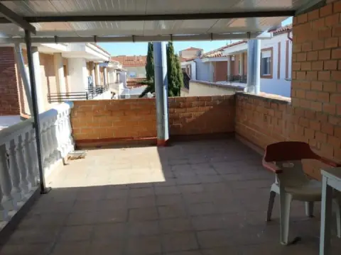Chalet en Madrigueras