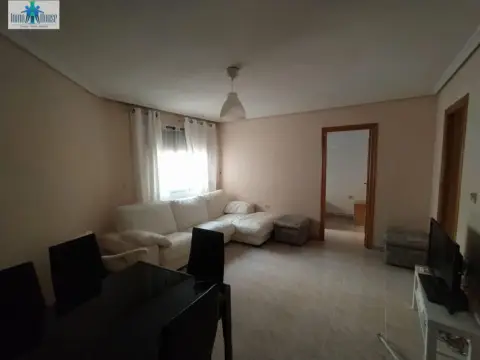 Piso en Ensanche-Franciscanos