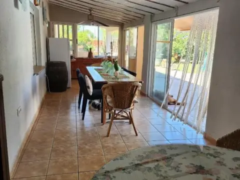 Casa en Barrios Periféricos - Pedanías