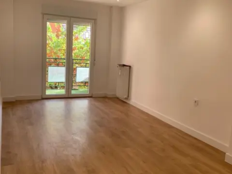 Piso en Ensanche-Franciscanos