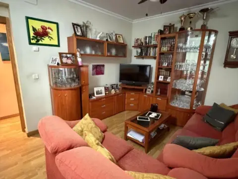 Apartamento en Ensanche-Franciscanos