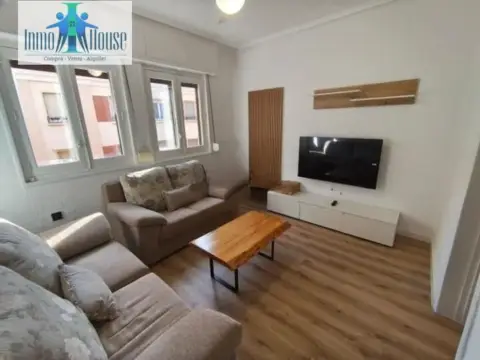 Piso en Ensanche-Franciscanos