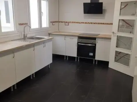 Ático en Barrios Periféricos - Pedanías