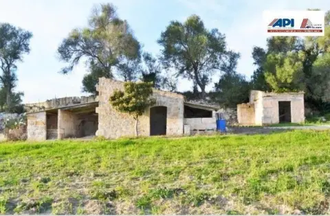 Finca rústica en calle 5 Parcel.Les 150-151-152, nº 152