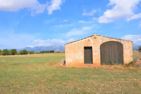Finca rústica en Afueras de Llubi