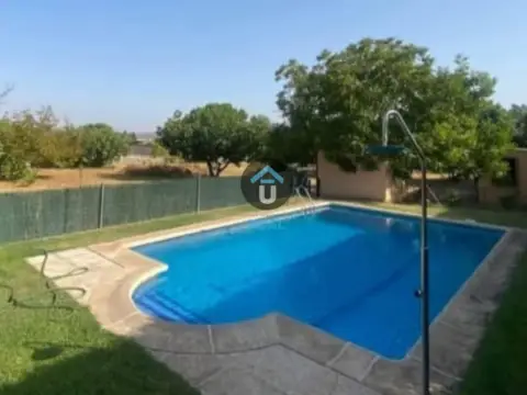Finca rústica en Urbanización Entramborrios
