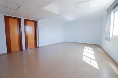 Oficina en Villa Ines