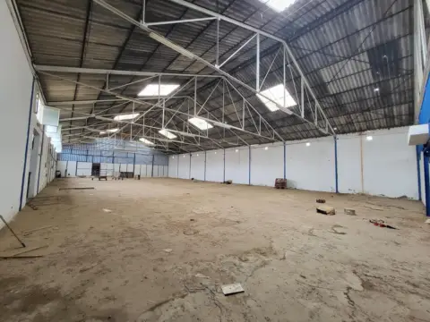 Nave industrial en Camino Ramblin