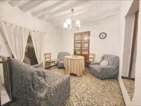 Casa en Abrucena