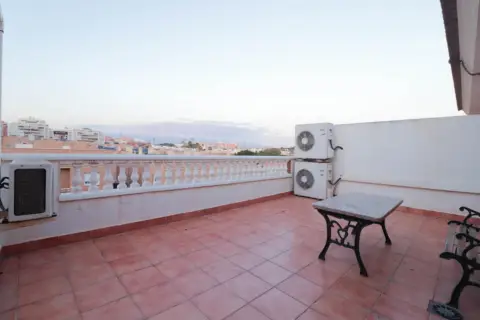 Dúplex en Avda. Mediterraneo