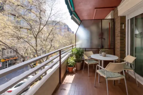 Piso en Carrer de los Castillejos