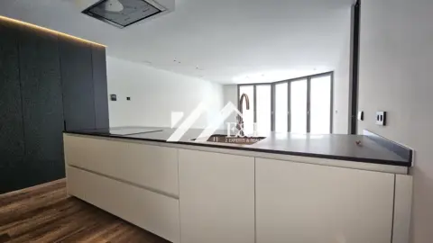 2-bedroom flat for sale in Andorra la Vella · 2 of 60