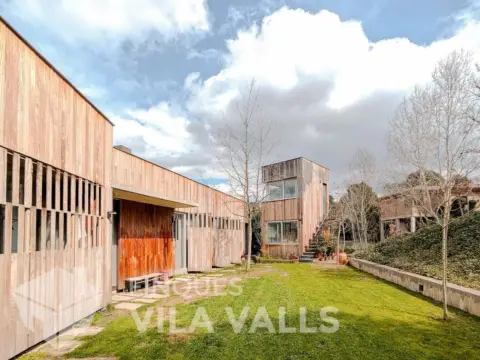 Chalet en calle C Lluis Badó