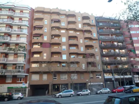 Garage in Avinguda de Madrid, 142