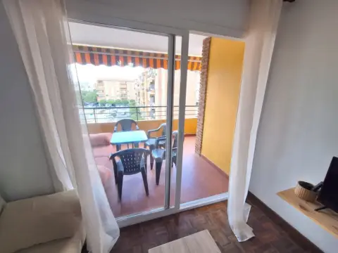 Piso en calle Castillo de Alcalá de Guadaira, 15