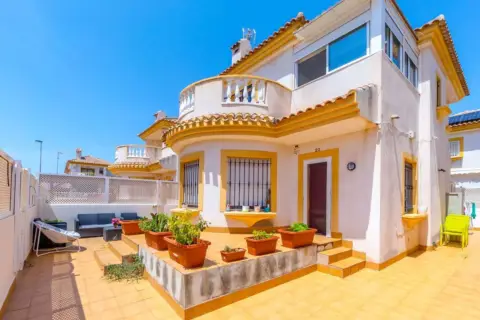 Chalet en calle Quevedo, 23