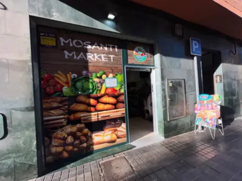 Local comercial en calle Cayetana Manrique