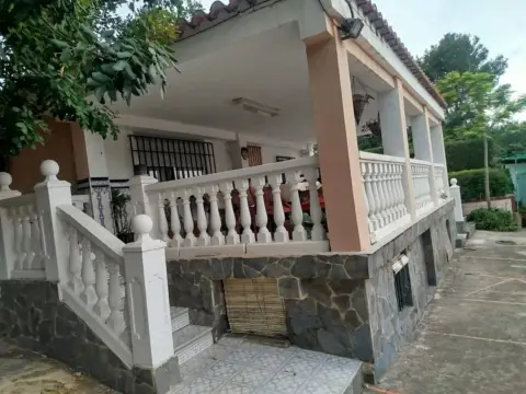 Finca rústica en Urbanizaciones Cumbres de Calicanto-Manyes-Barbeta