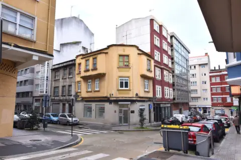 Edificio en calle Petín