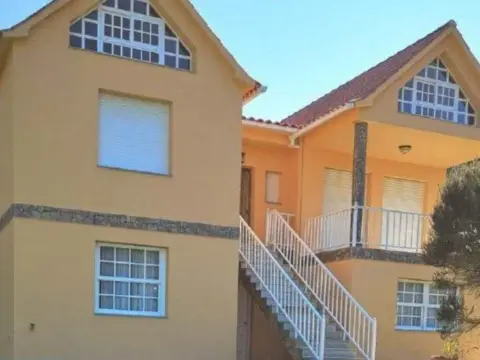 Chalet en calle Do Loureiro