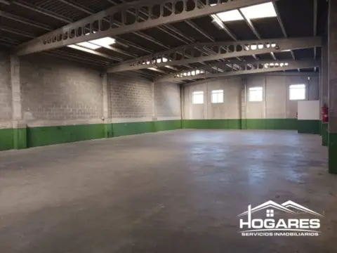Nave industrial en calle Porriño-Vigo,