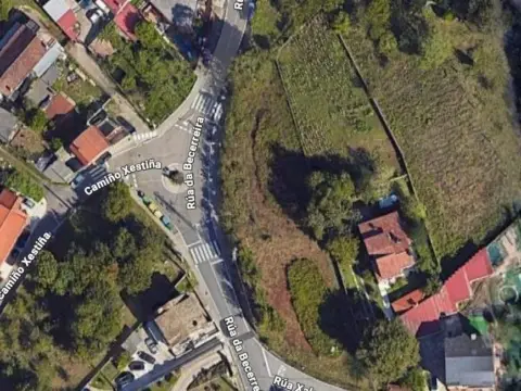 Terreno en calle de la Becerreira