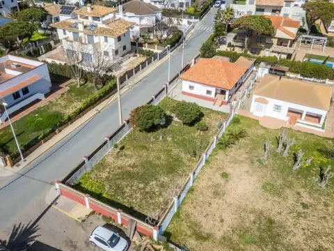 Terreno en calle de Gallareta