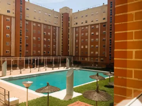Piso en Avenida de las Ciencias