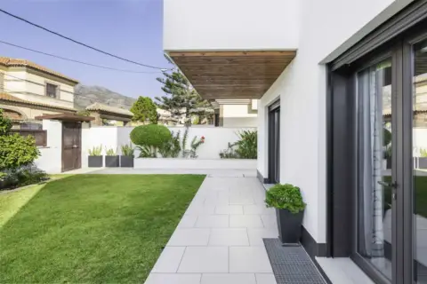 Chalet en calle del Báltico
