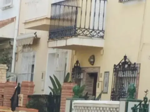 Chalet en Camino de Suárez