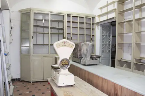 Casa adosada en calle Baños, 12